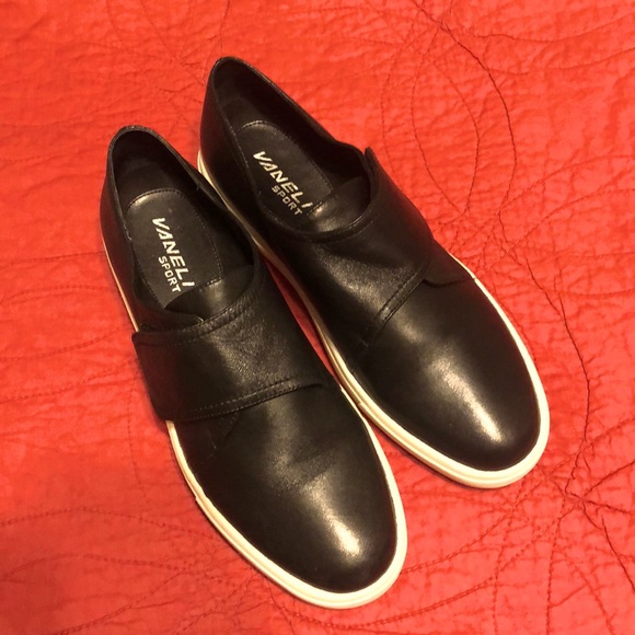 Vaneli Sport Oberon Black Leather Sneaker, Women’s Size 8M. - Picture 1 of 6